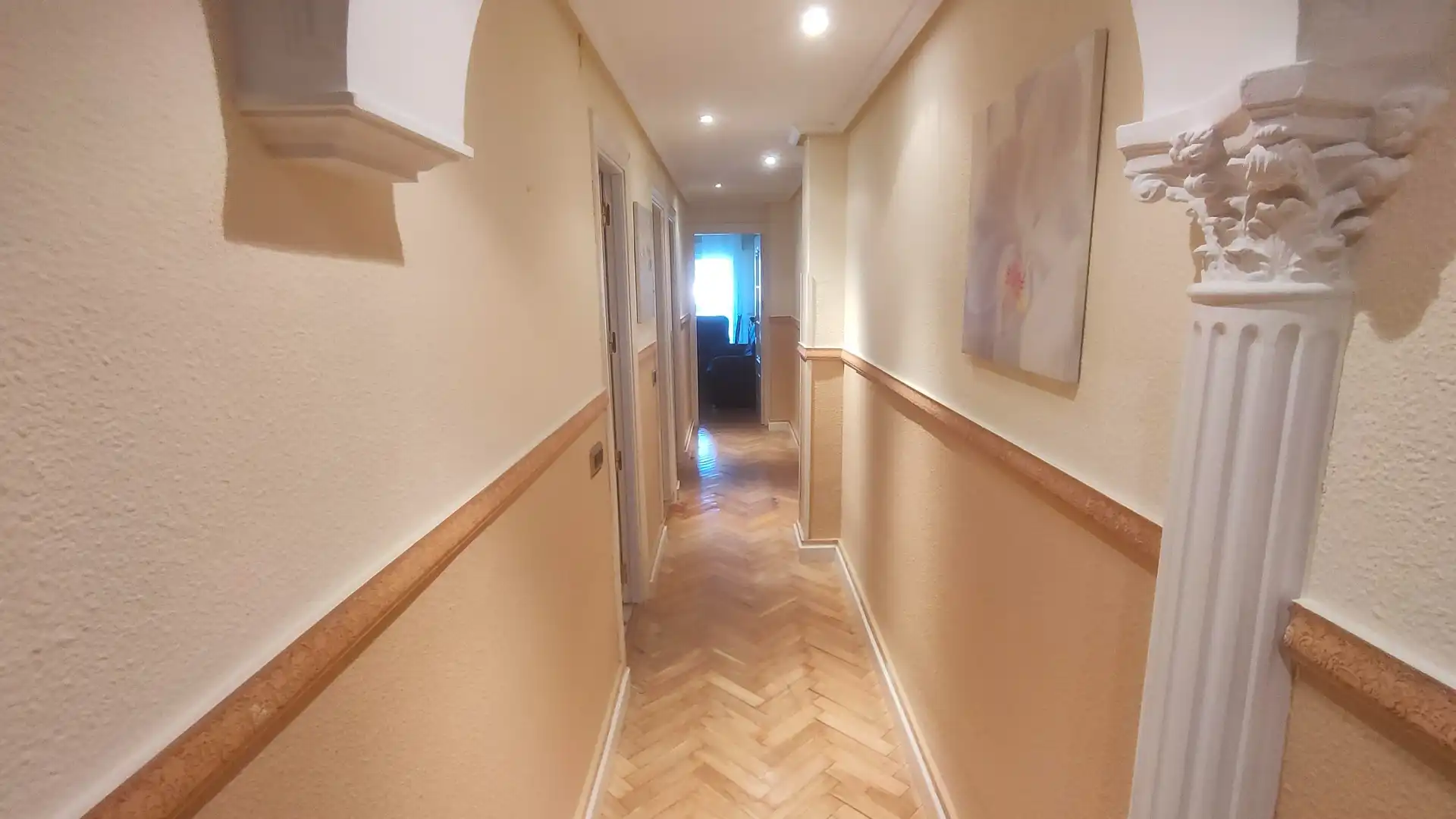 Piso en venta en Talavera de la Reina con Calefacción, Parquet y Terraza