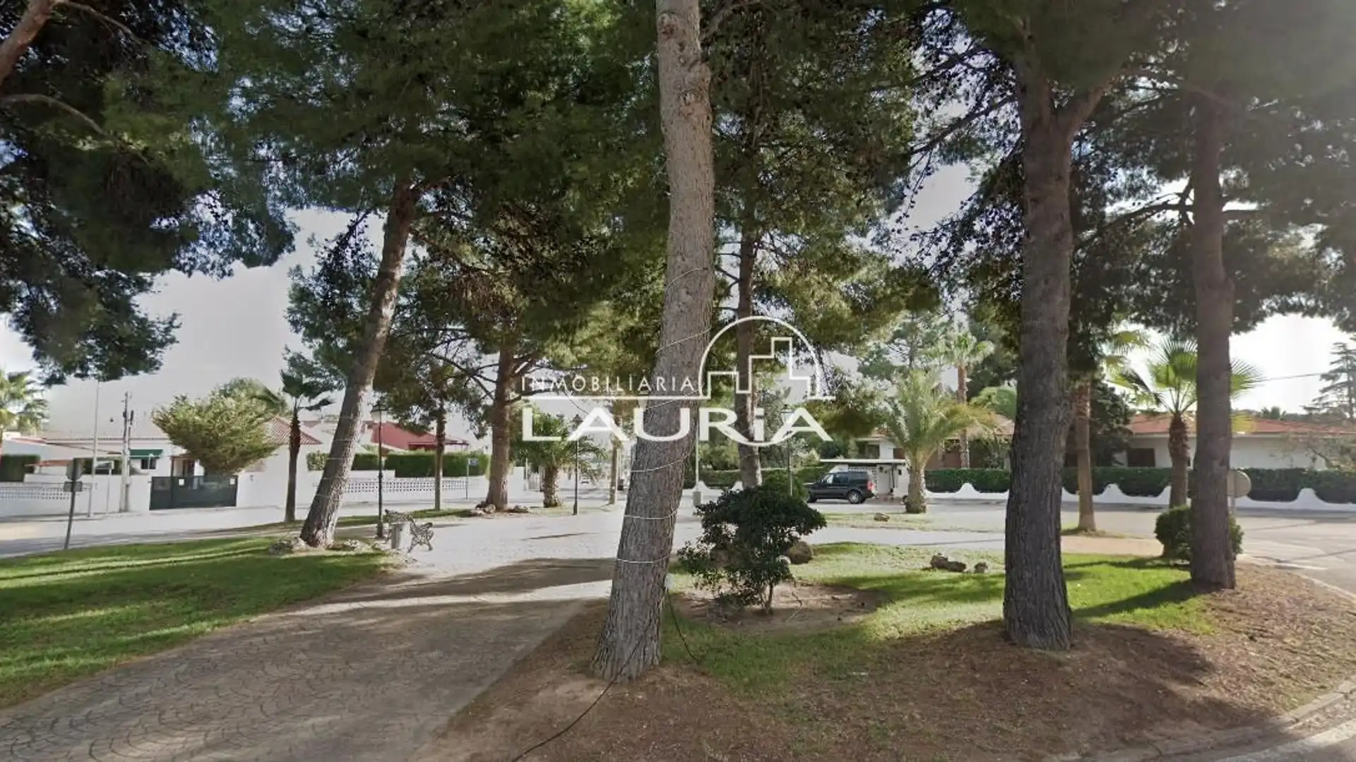 Exterior view of Houses for sale in Chiva  with Private garden and Terrace