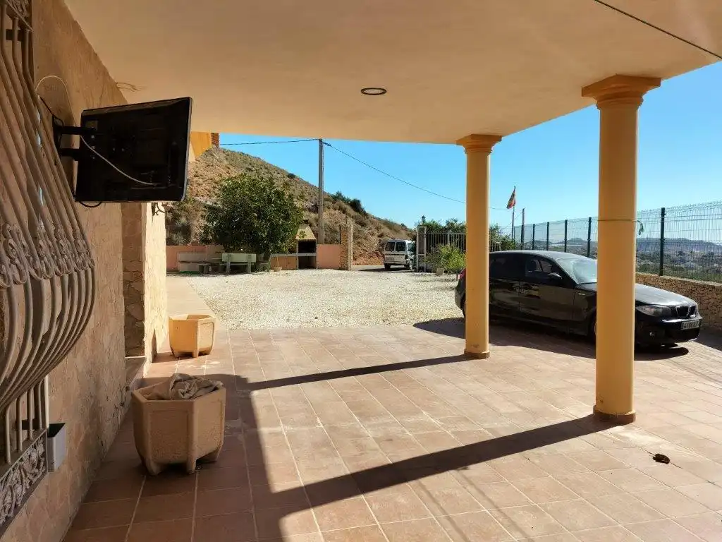 Casa amb jardí en venda a Camino Jauro, imagen 18