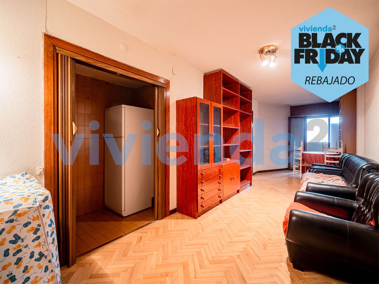 Bedroom of Flat for sale in  Madrid Capital  with Heating, Terrace and Balcony