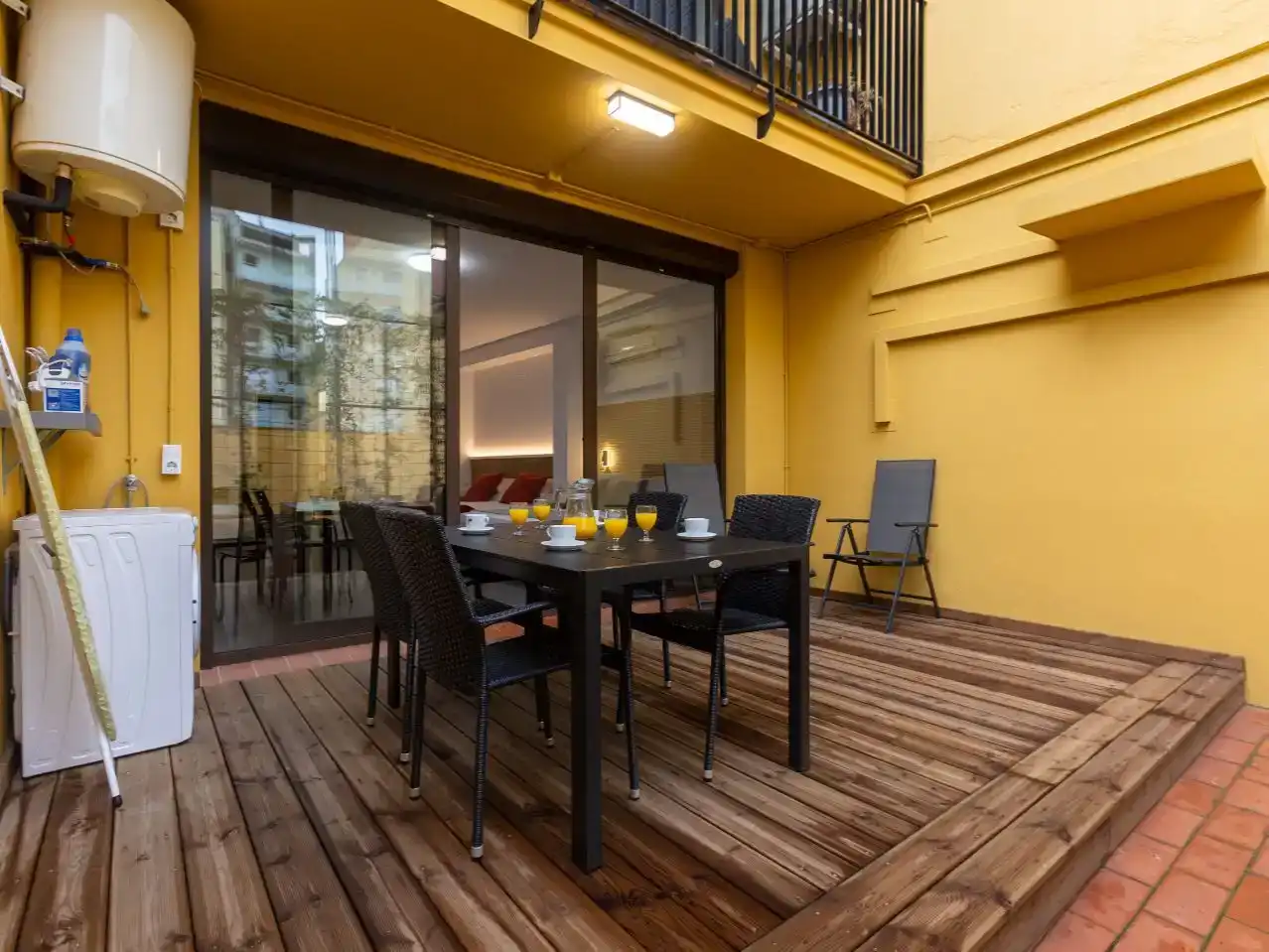 Terraza de Piso de alquiler en Figueres con Aire acondicionado, Amueblado y Balcón