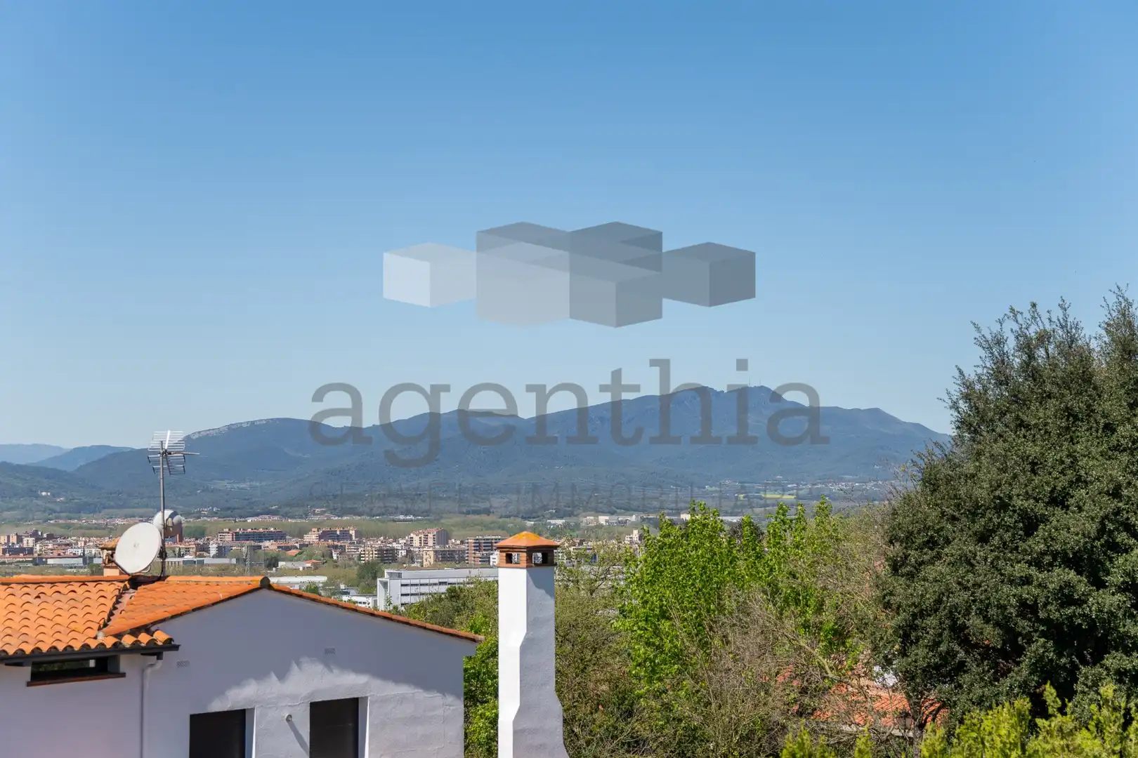 Vista exterior de Finca rústica en venda en Girona amb Aire condicionat, Calefacció i Terrassa