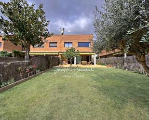 Garden of House or chalet for sale in Castelldefels  with Air Conditioner, Heating and Private garden