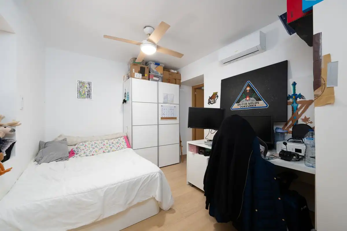 Schlafzimmer von Einfamilien-Reihenhaus zum Verkauf in Mutxamel mit Klimaanlage, Heizung und Terrasse