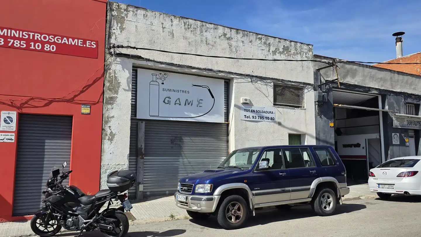 Industriegebäude zum Verkauf in calle de l'Ebre, imagen 2