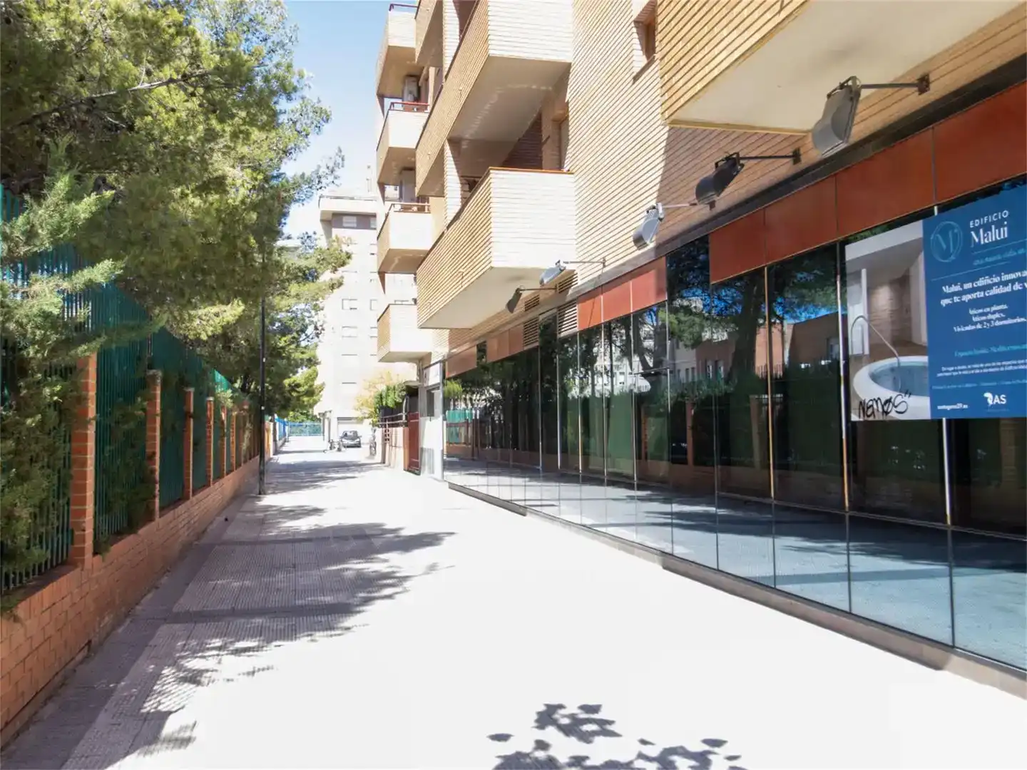 Vista exterior de Local de lloguer en Actur-Rey Fernando