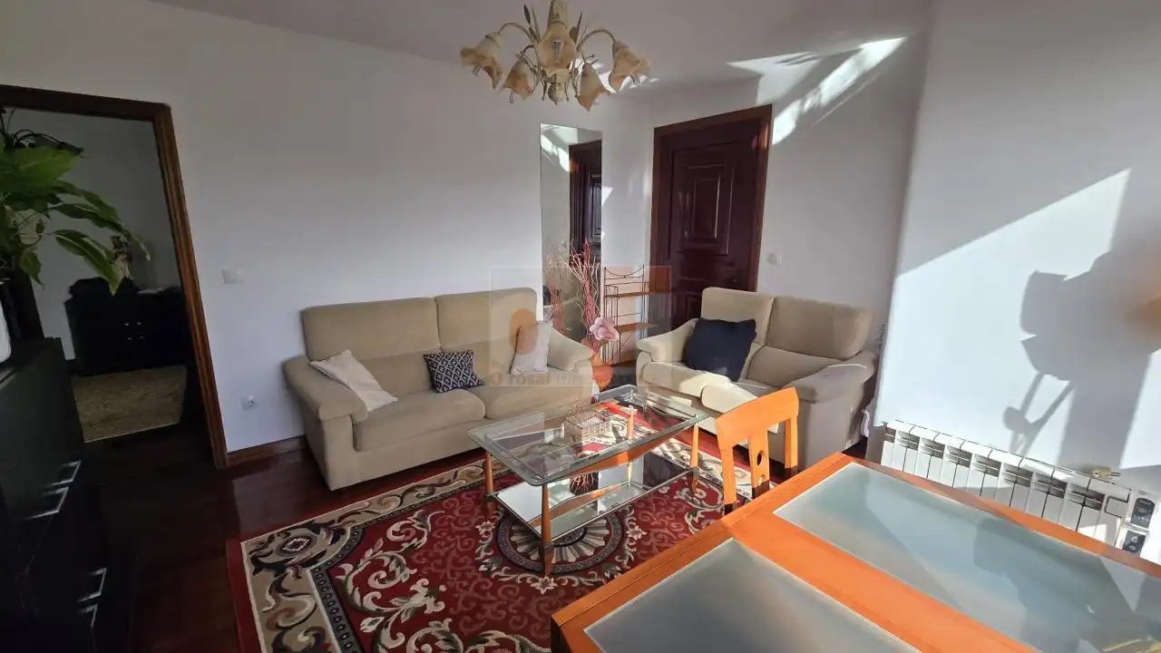 Sala de estar de Casa o chalet en venta en Moaña con Calefacción, Jardín privado y Amueblado