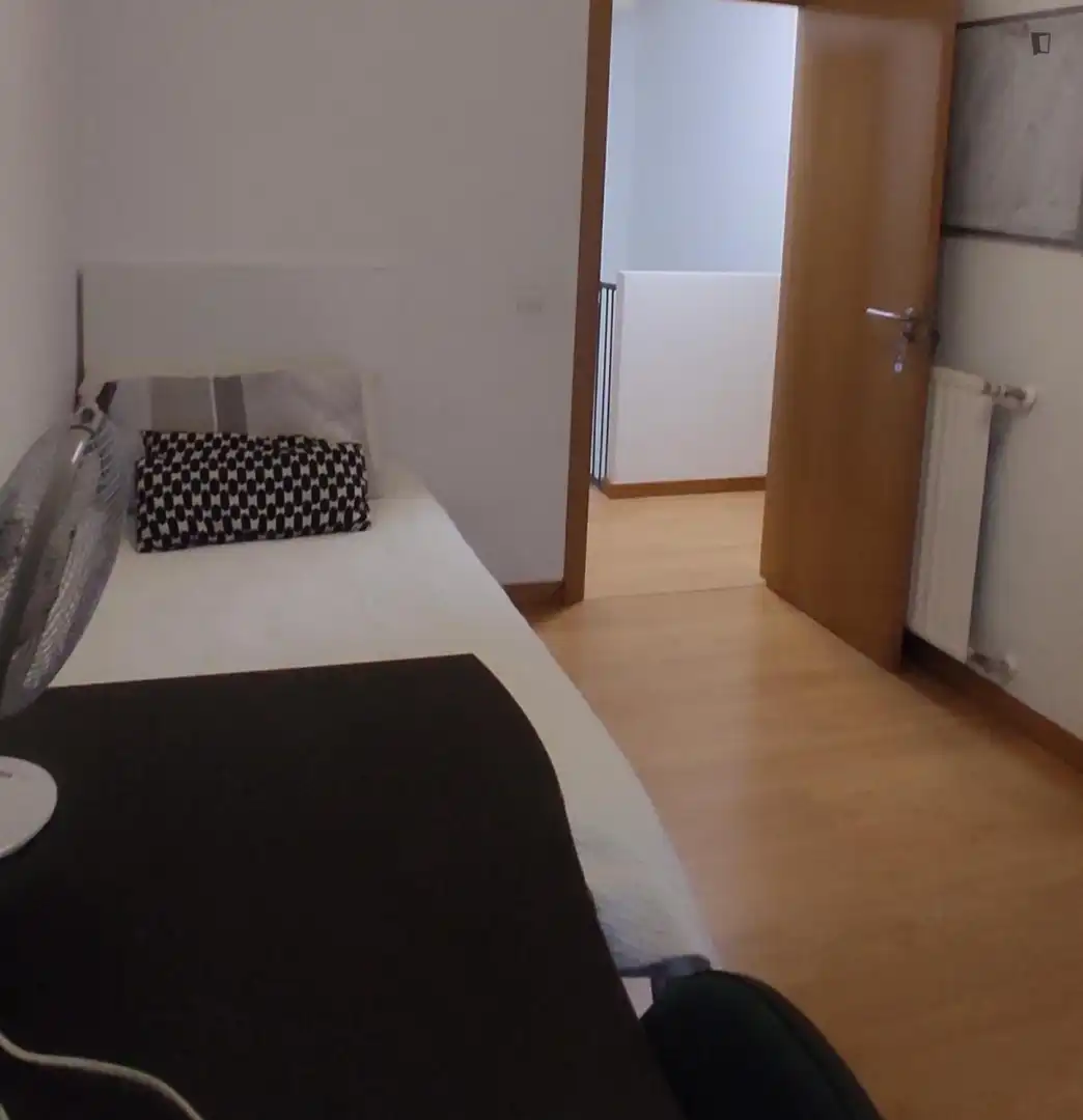 Habitació a PAU de Carabanchel