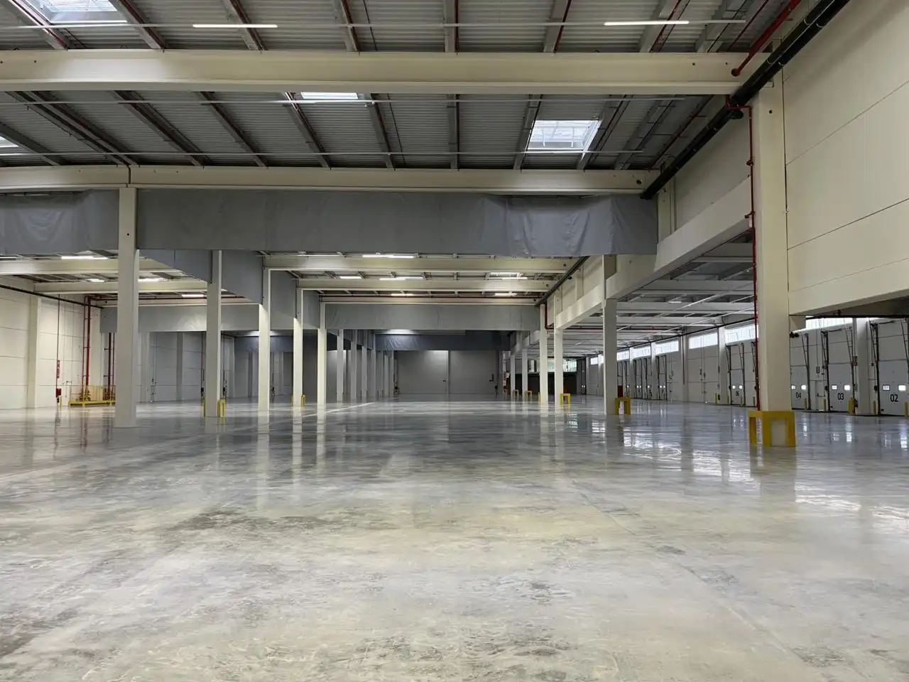 Industrial buildings for rent in Òdena  with Heating