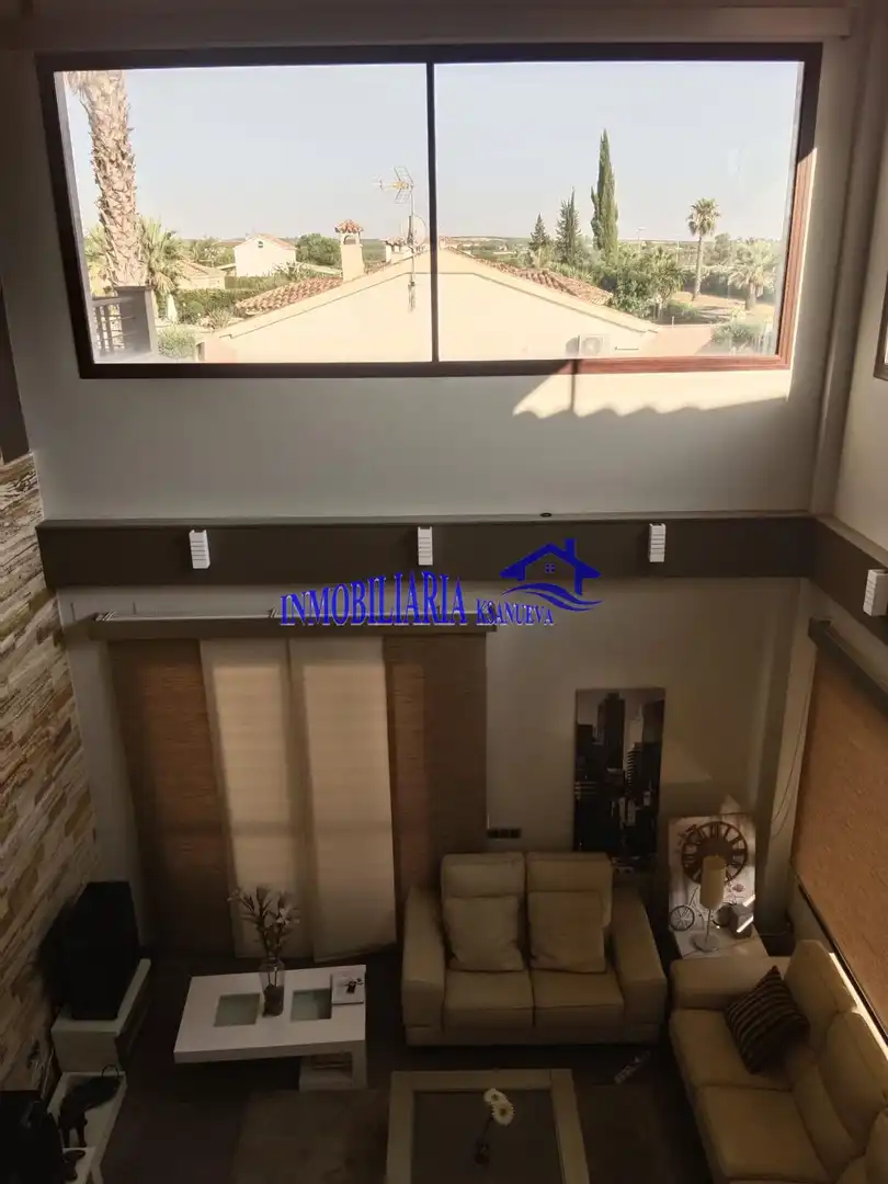 Villa mit Pool zum Verkauf in La Carlota, imagen 13