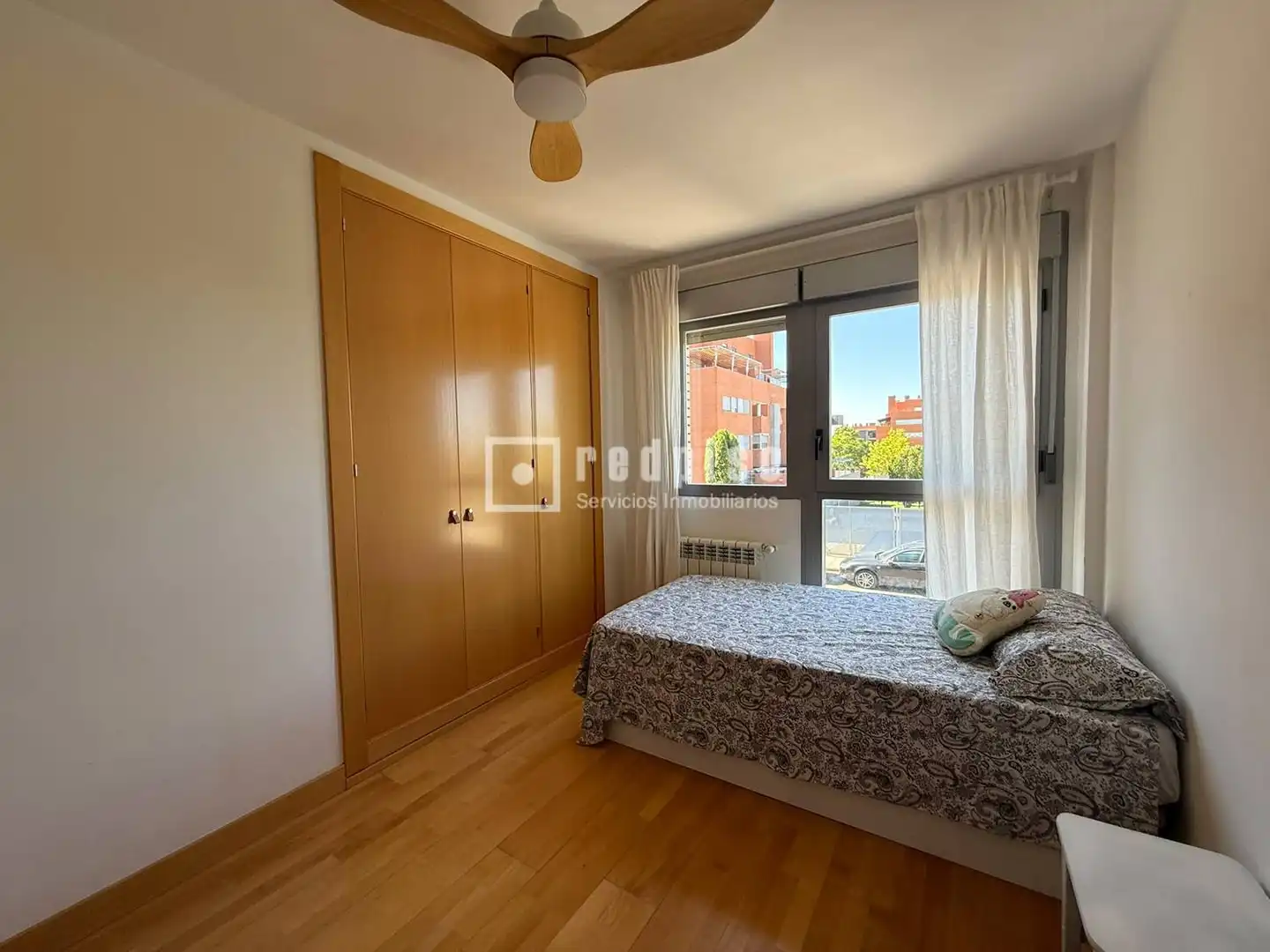 Bedroom of Houses for sale in Paracuellos de Jarama  with Air Conditioner, Heating and Private garden