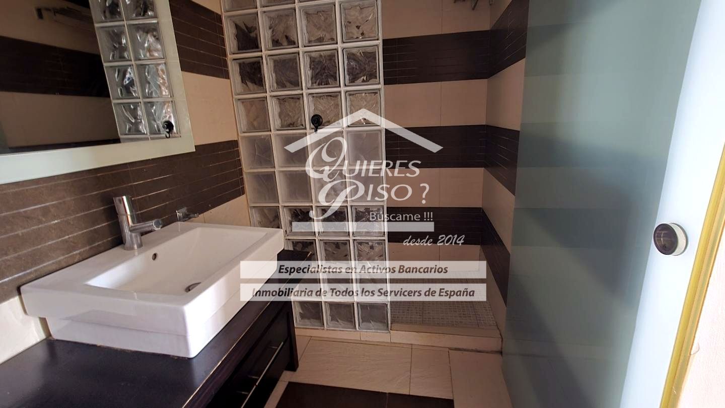 Bathroom of Flat for sale in Las Palmas de Gran Canaria