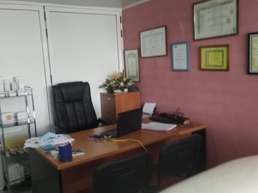 Oficina de lloguer a Praza de Bretaña 18