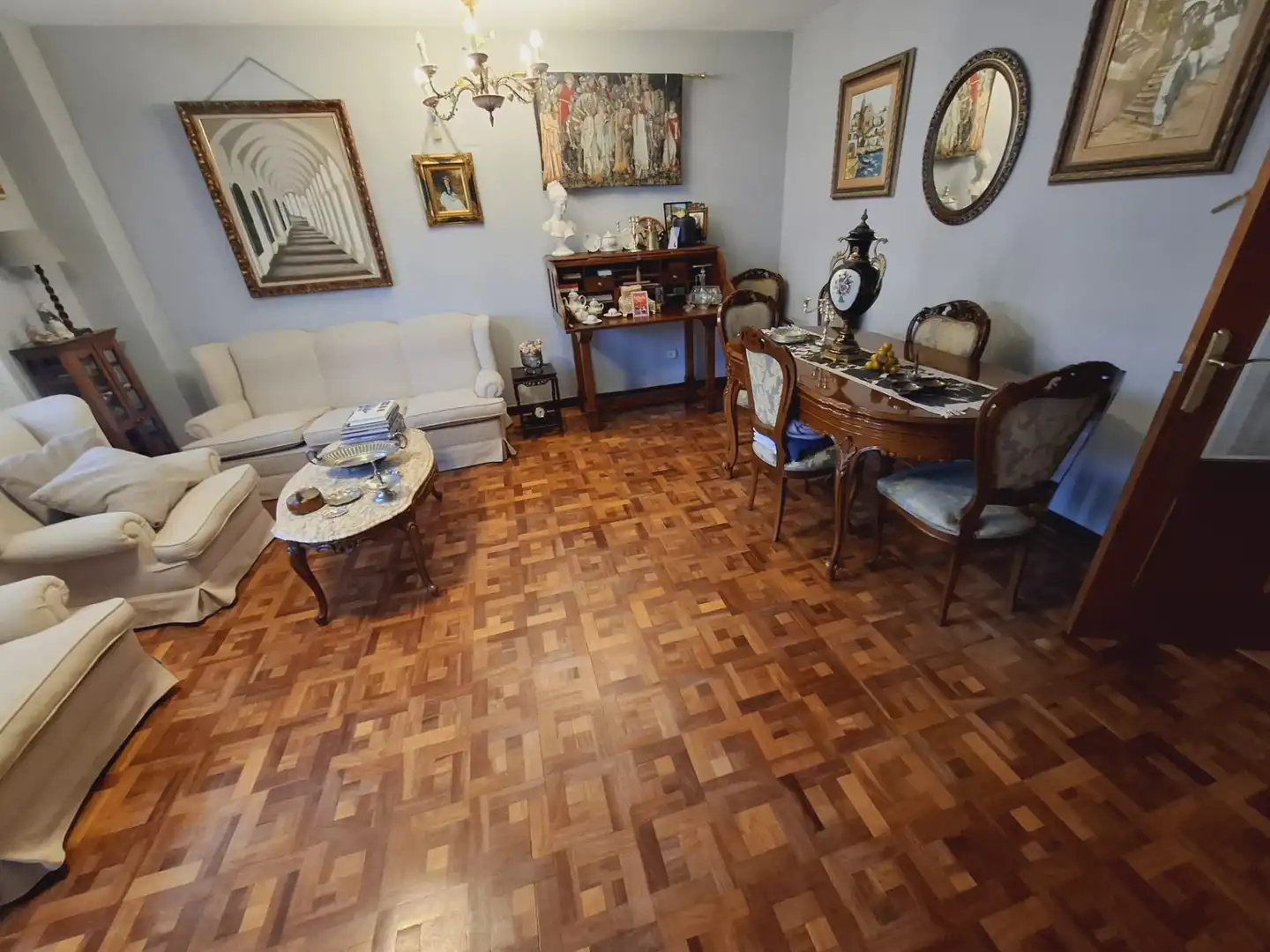 Sala de estar de Casa o chalet en venta en Villaviciosa de Odón con Aire acondicionado, Calefacción y Parquet