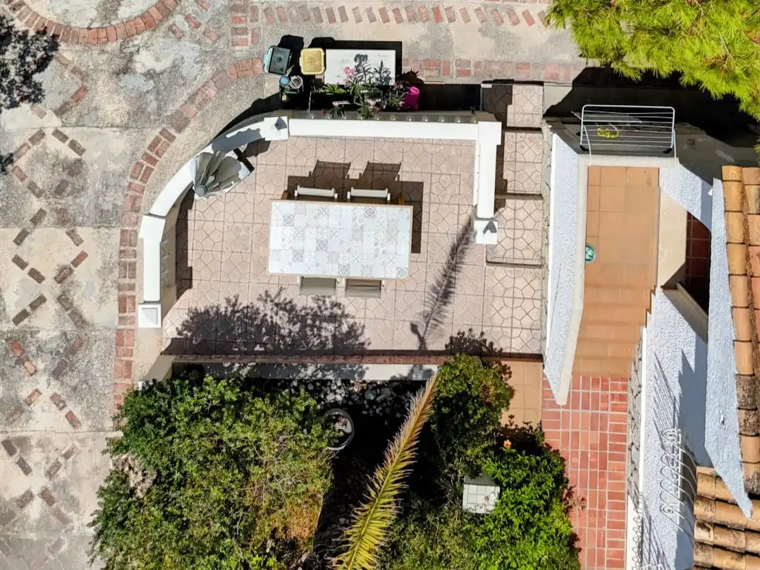 Terrace of Houses for sale in Pueblo Acantilado - Lanuza