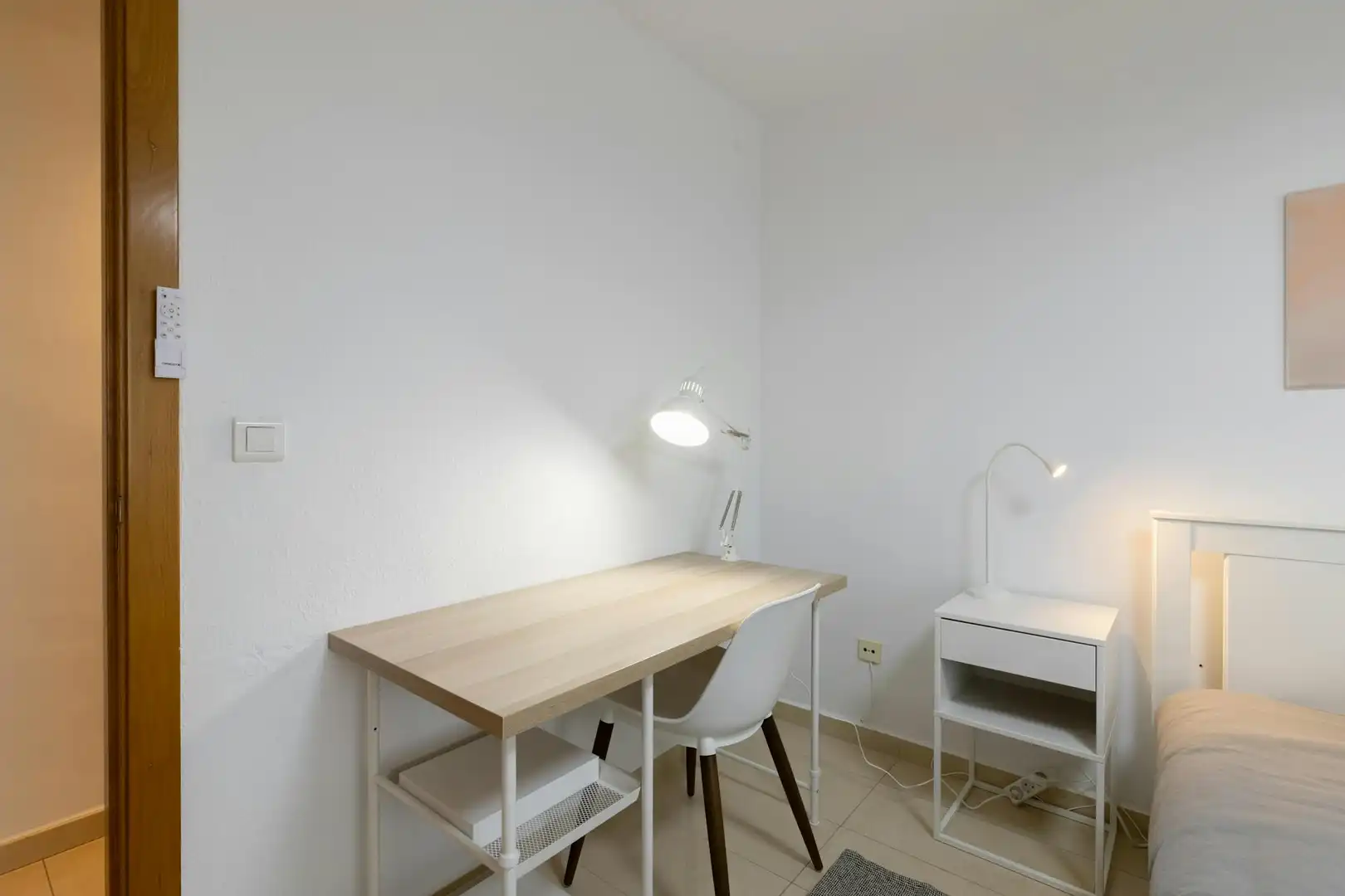 Bedroom of Flat for share in Valencia  with Heating, Furnished and Washing machine