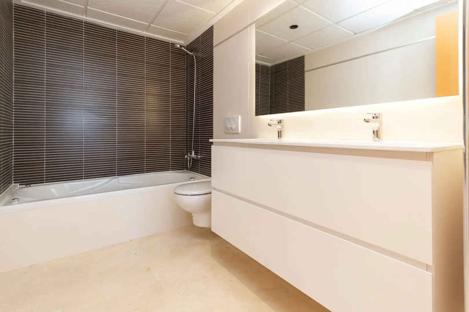 Apartament amb piscina en venda a Calle las Violetas 20, imagen 10
