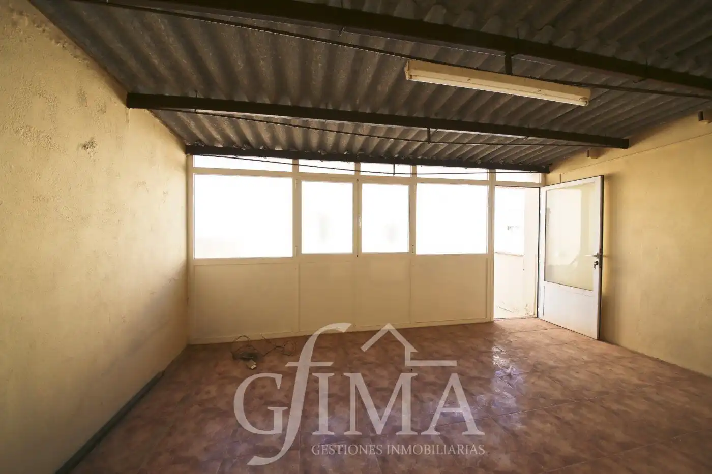Casa adosada en venta en Tomelloso