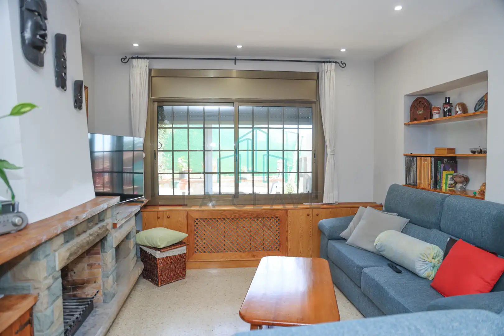 Sala de estar de Casa o chalet en venta en Lliçà d'Amunt con Aire acondicionado, Calefacción y Jardín privado