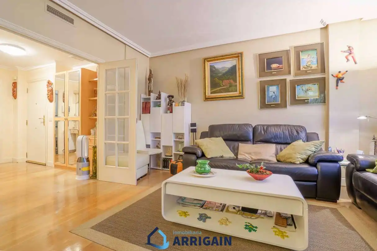 Vista exterior de Piso en venta en Donostia - San Sebastián  con Aire acondicionado, Calefacción y Terraza
