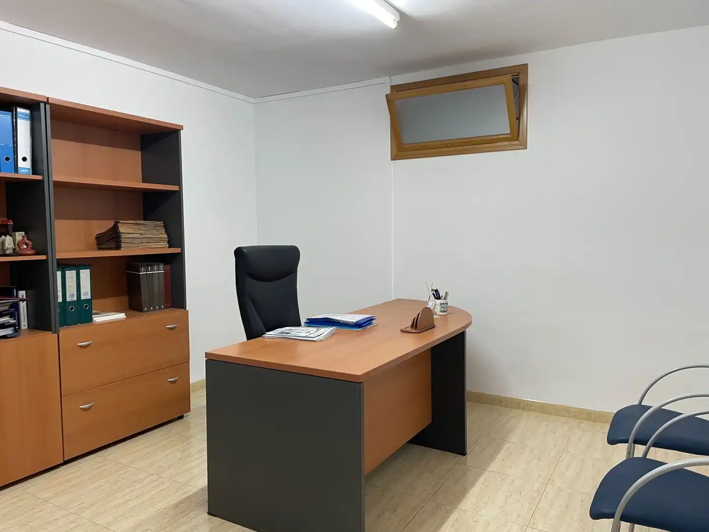 Büro zum Verkauf in Ontinyent mit Klimaanlage