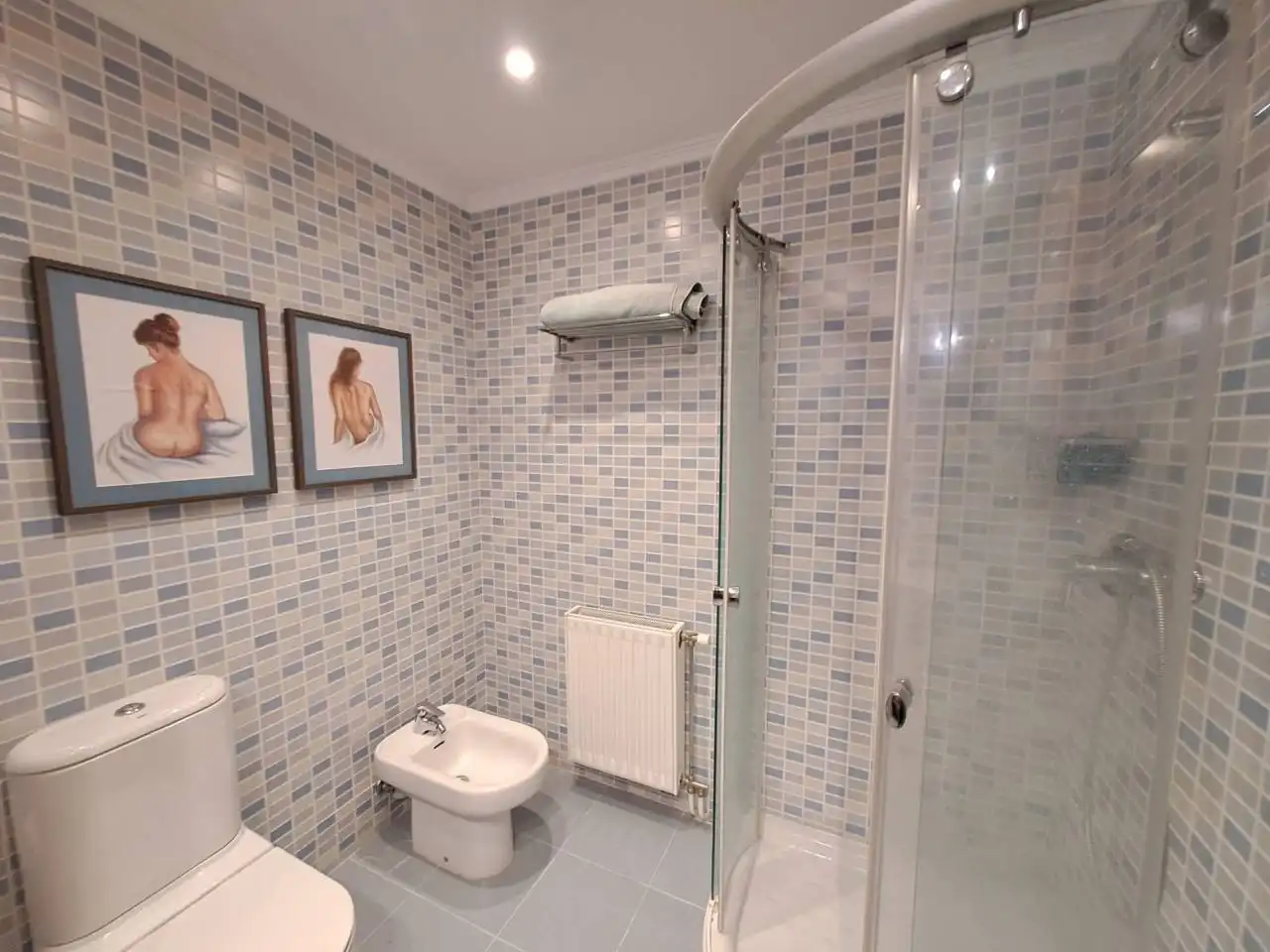 Flat for sale in Calle Sahagún, Universidad - Las Huelgas