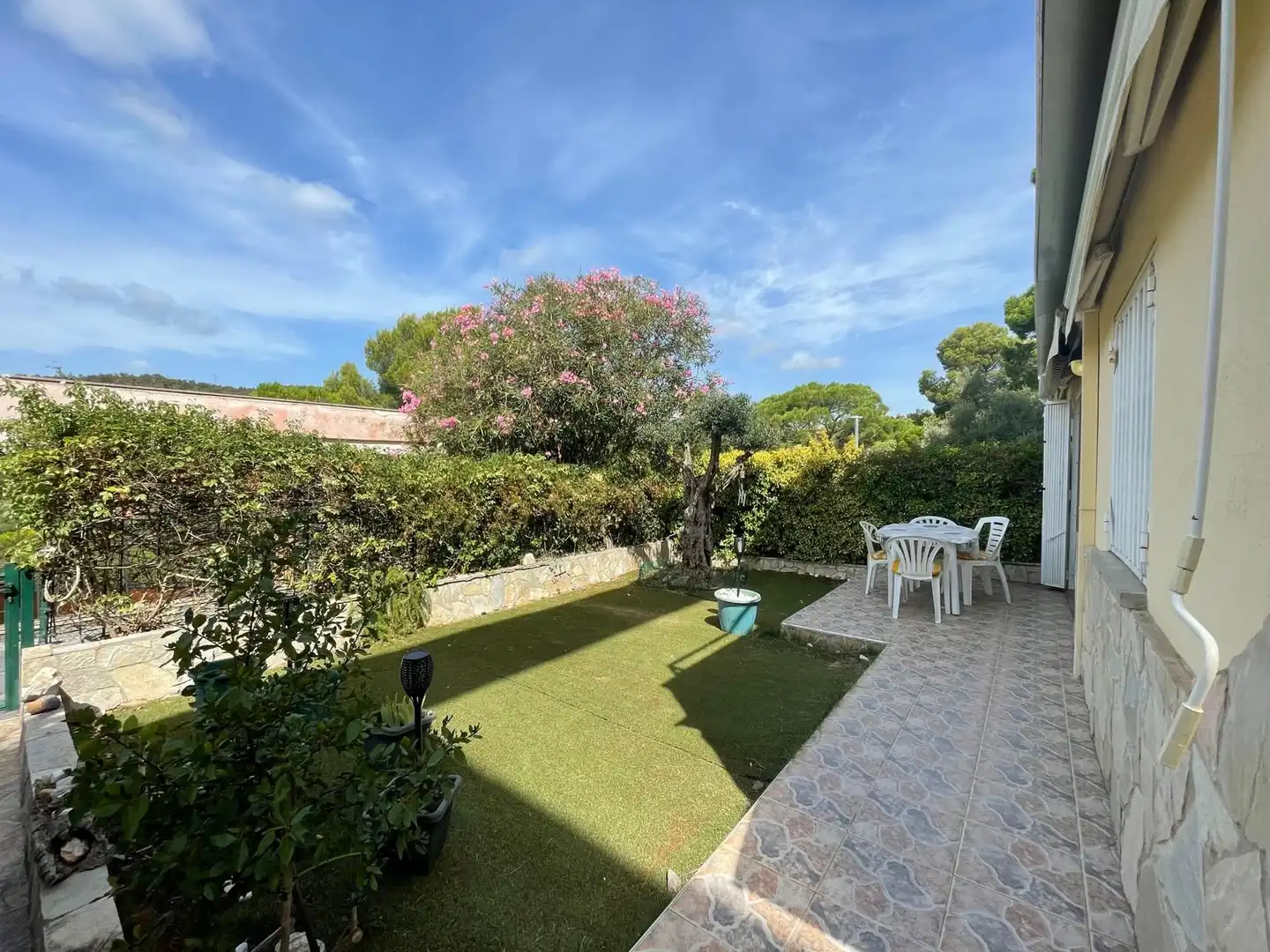 Jardí de Planta baixa en venda en Castell d'Aro, Platja d'Aro i s'Agaró amb Aire condicionat, Calefacció i Traster