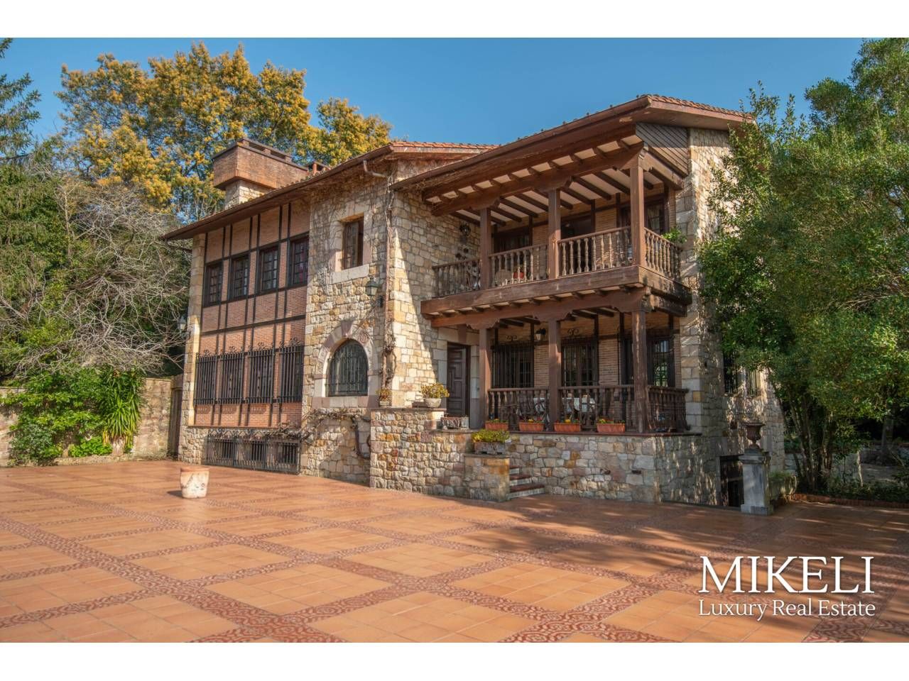 Vista exterior de Casa o xalet en venda en Piélagos amb Calefacció, Jardí privat i Terrassa