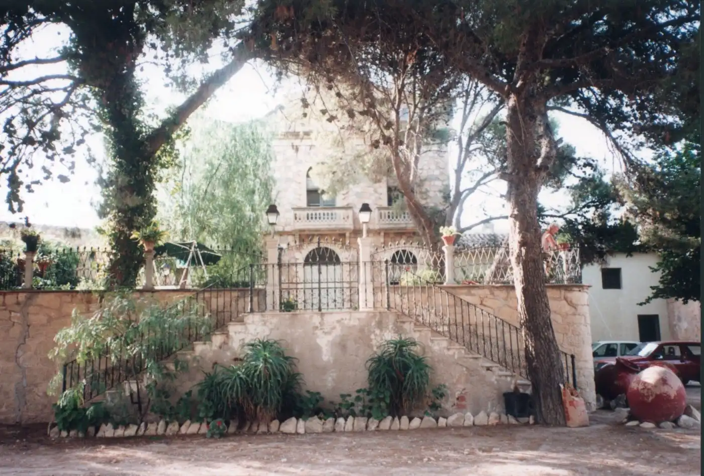 Vista exterior de Finca rústica en venta en Novelda con Jardín privado, Piscina y Balcón