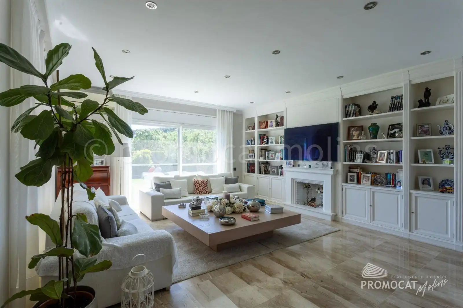 Detached house with pool for sale in RIERA LA