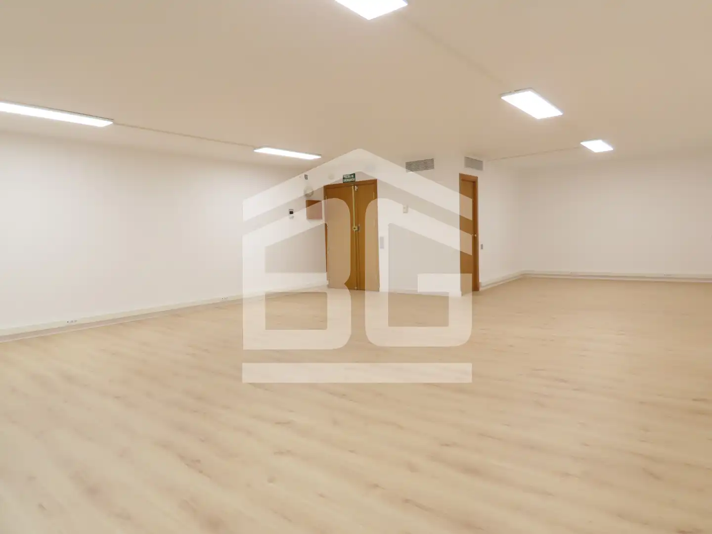 Büro zum Verkauf in Granollers mit Klimaanlage, Heizung und Internet