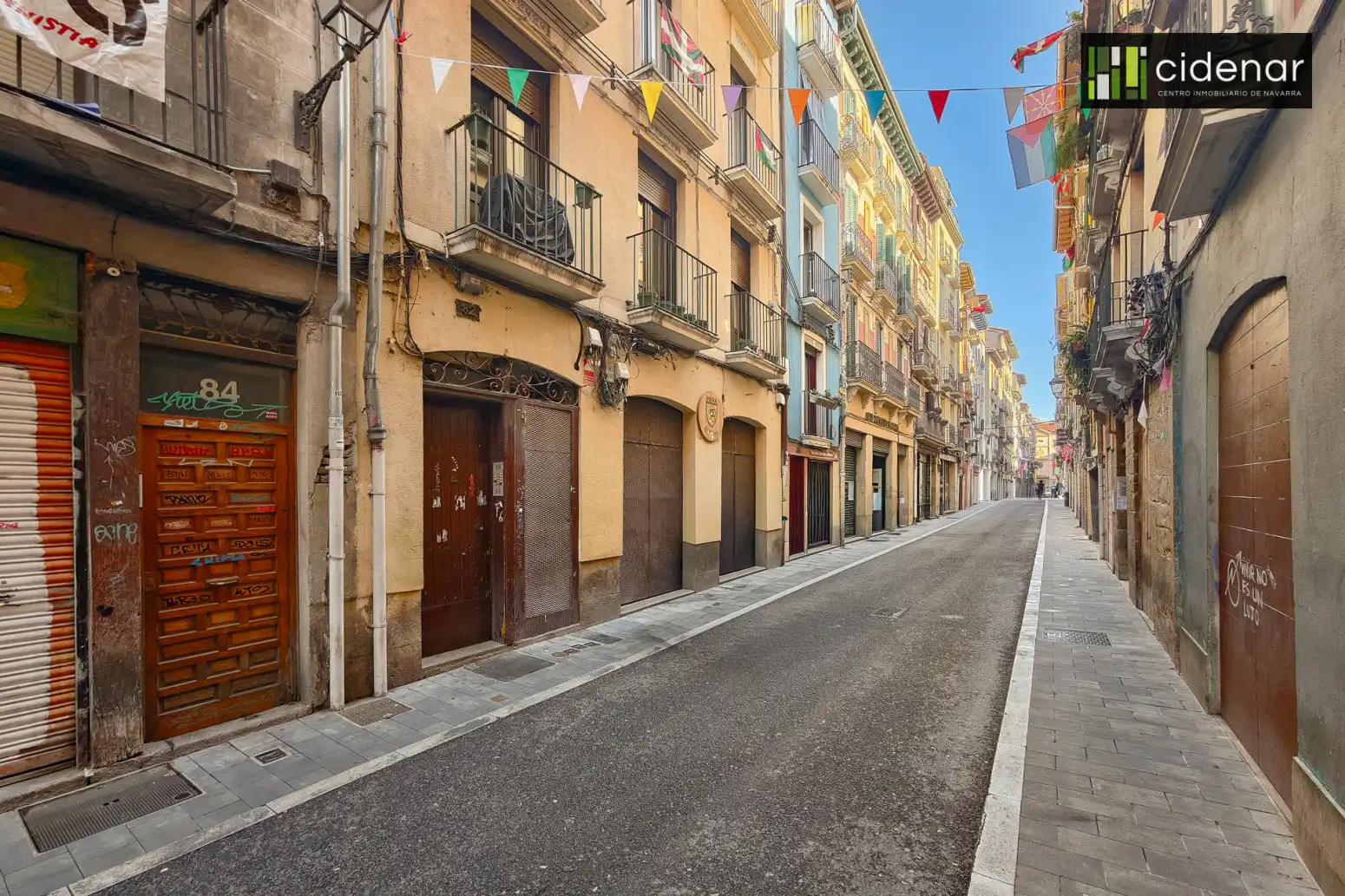 Vista exterior de Pis en venda en  Pamplona / Iruña amb Moblat i Balcó