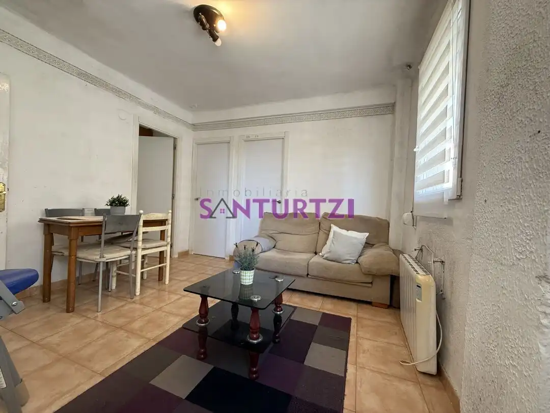 Living room of Flat for sale in Santurtzi   with Furnished