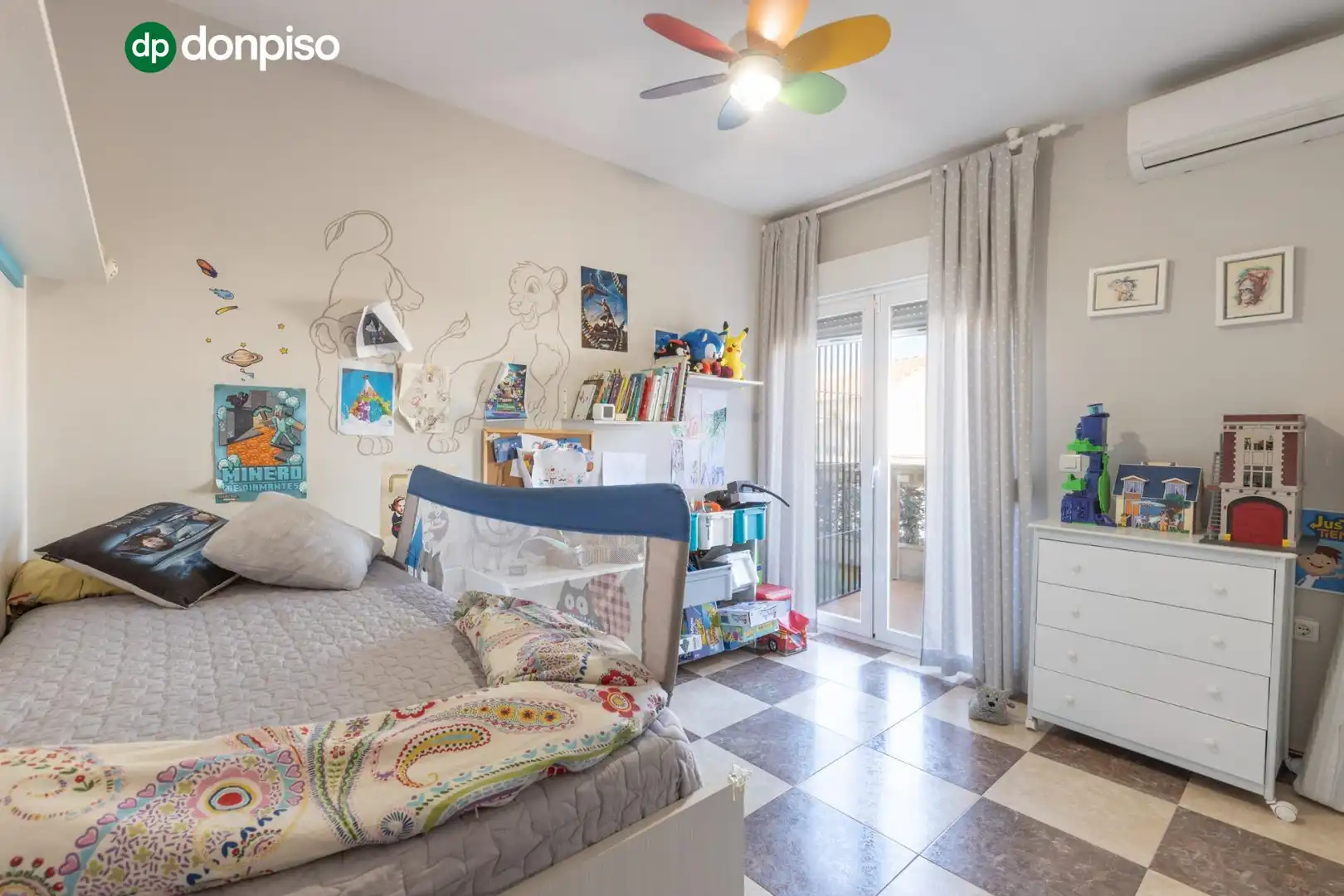 Dormitori de Casa o xalet en venda en Armilla amb Aire condicionat i Terrassa