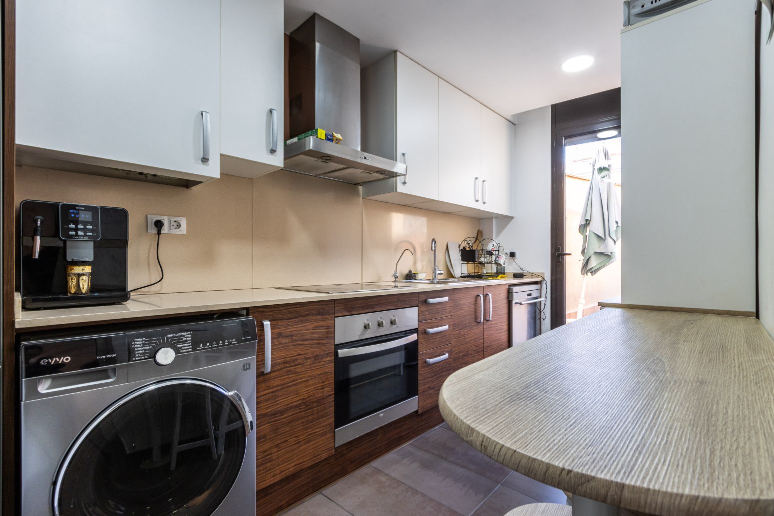 Cuina de Pis en venda en Terrassa amb Aire condicionat, Calefacció i Terrassa