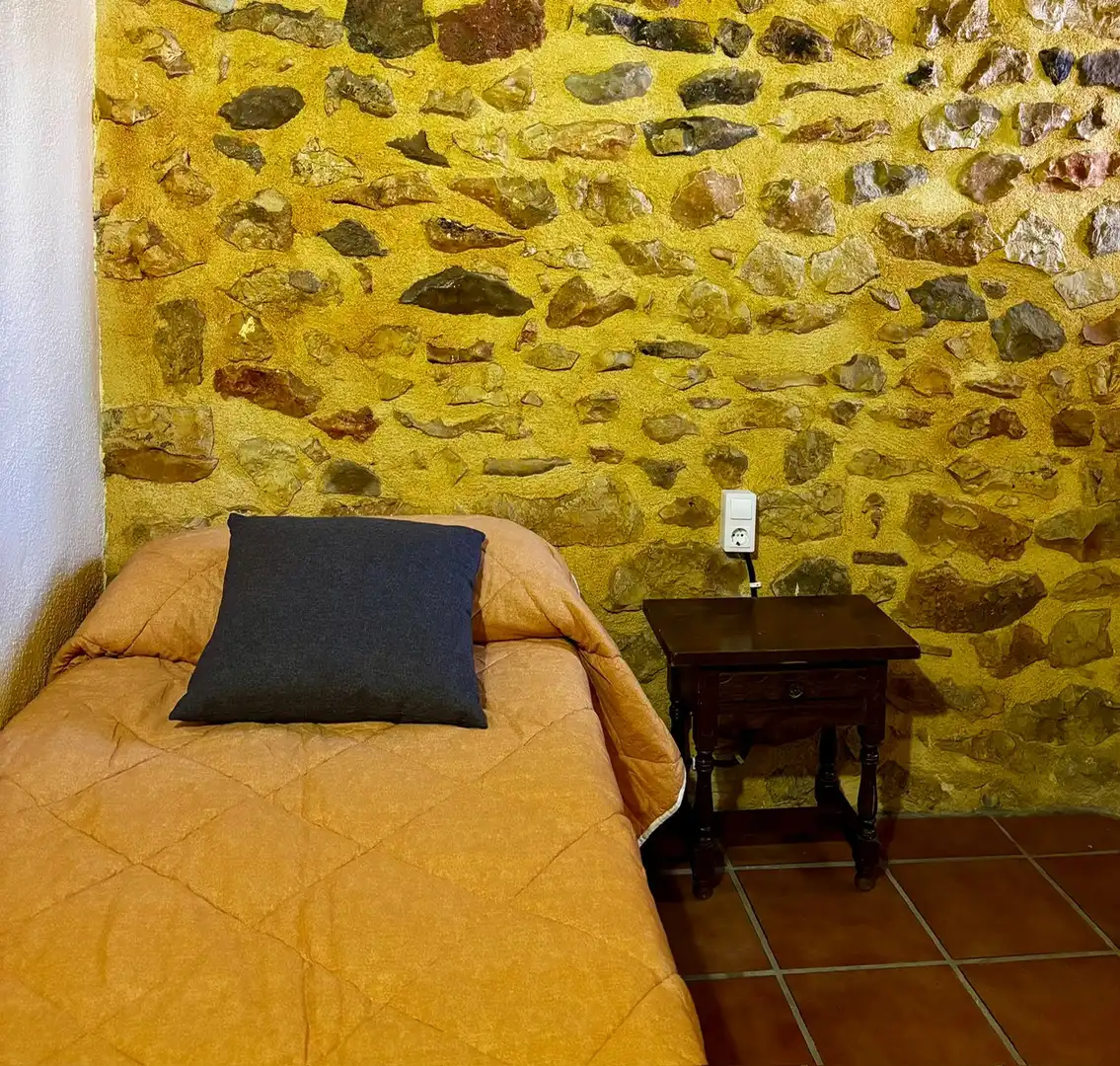 Dormitori de Finca rústica de lloguer en Xaló, Alicante