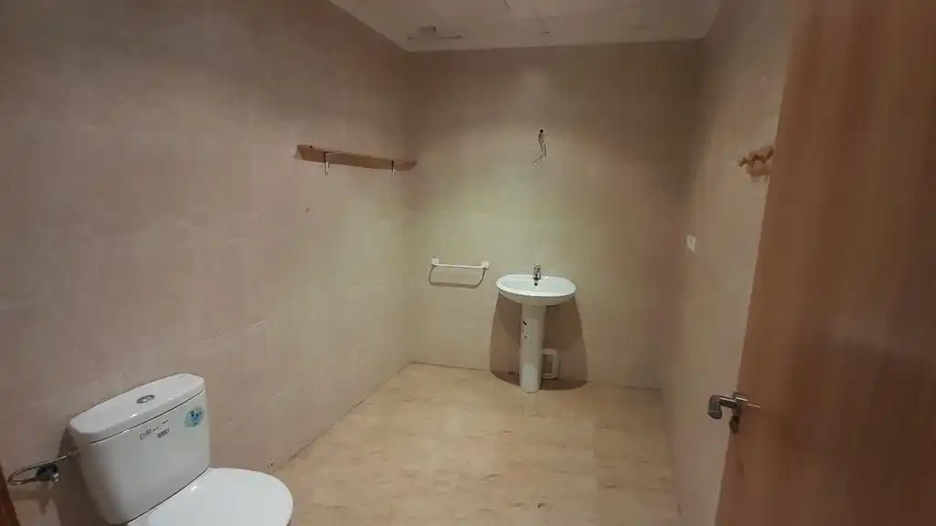 Local comercial de lloguer a La Roda, imagen 9