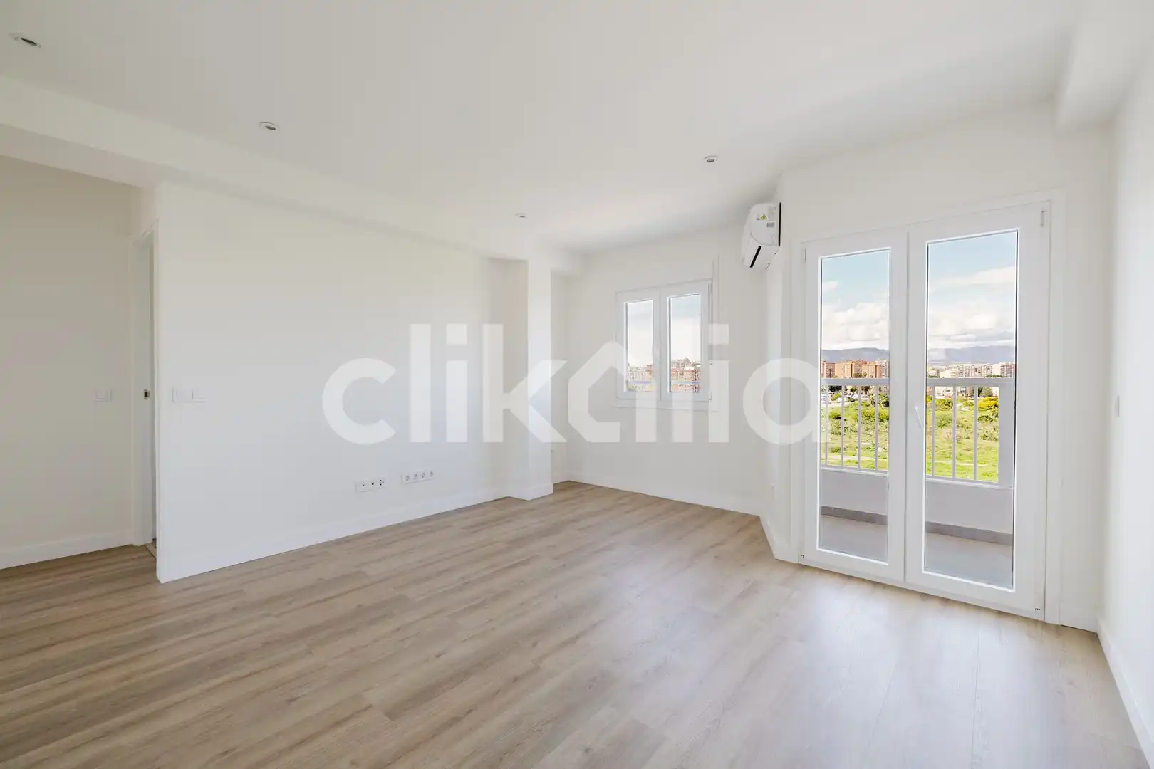 Bedroom of Flat for sale in Málaga Capital  with Air Conditioner and Terrace