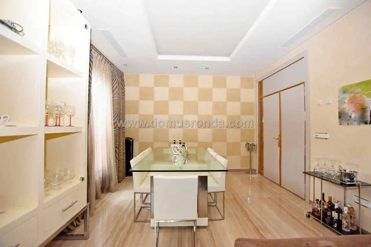 Comedor de Casa o chalet en venta en Ronda con Aire acondicionado, Calefacción y Terraza