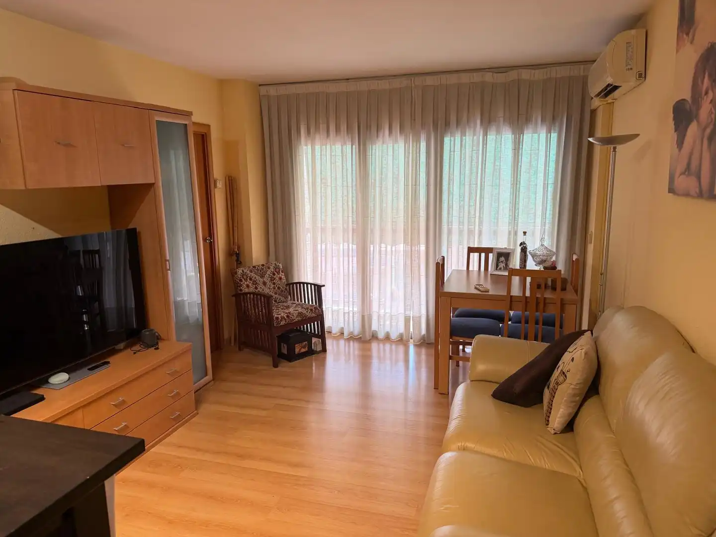 Sala de estar de Piso en venta en Badalona con Aire acondicionado, Calefacción y Parquet
