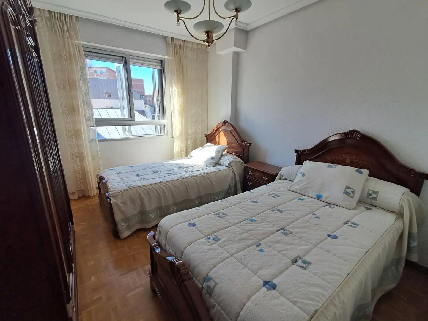 Habitación de Piso en venta en Valladolid con Calefacción, Parquet y Terraza