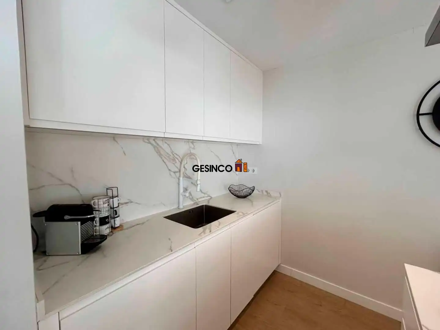 Cocina de Casa adosada en venta en Manuel con Aire acondicionado, Calefacción y Trastero