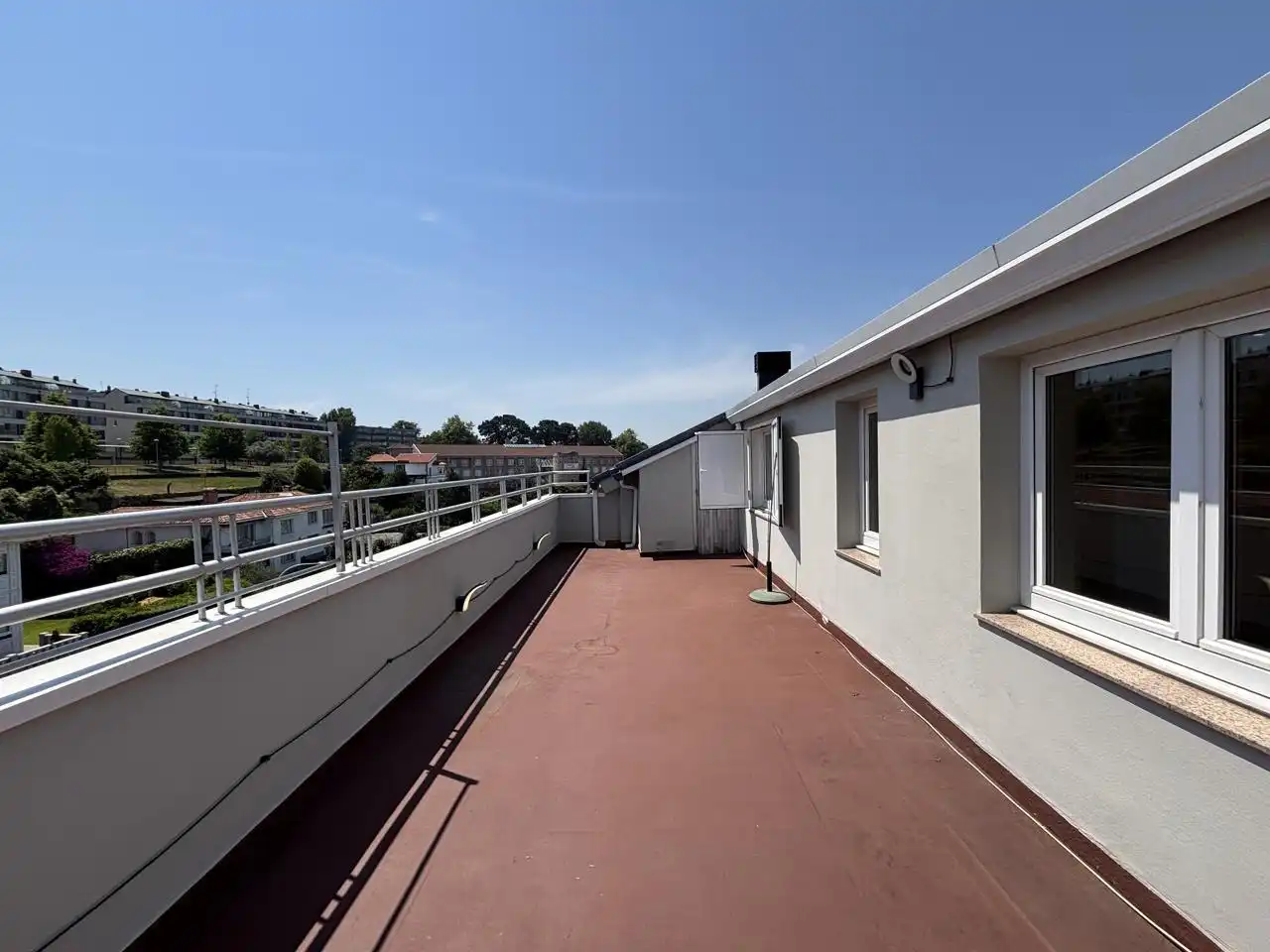 Terrassa de Pis en venda en Oleiros amb Terrassa