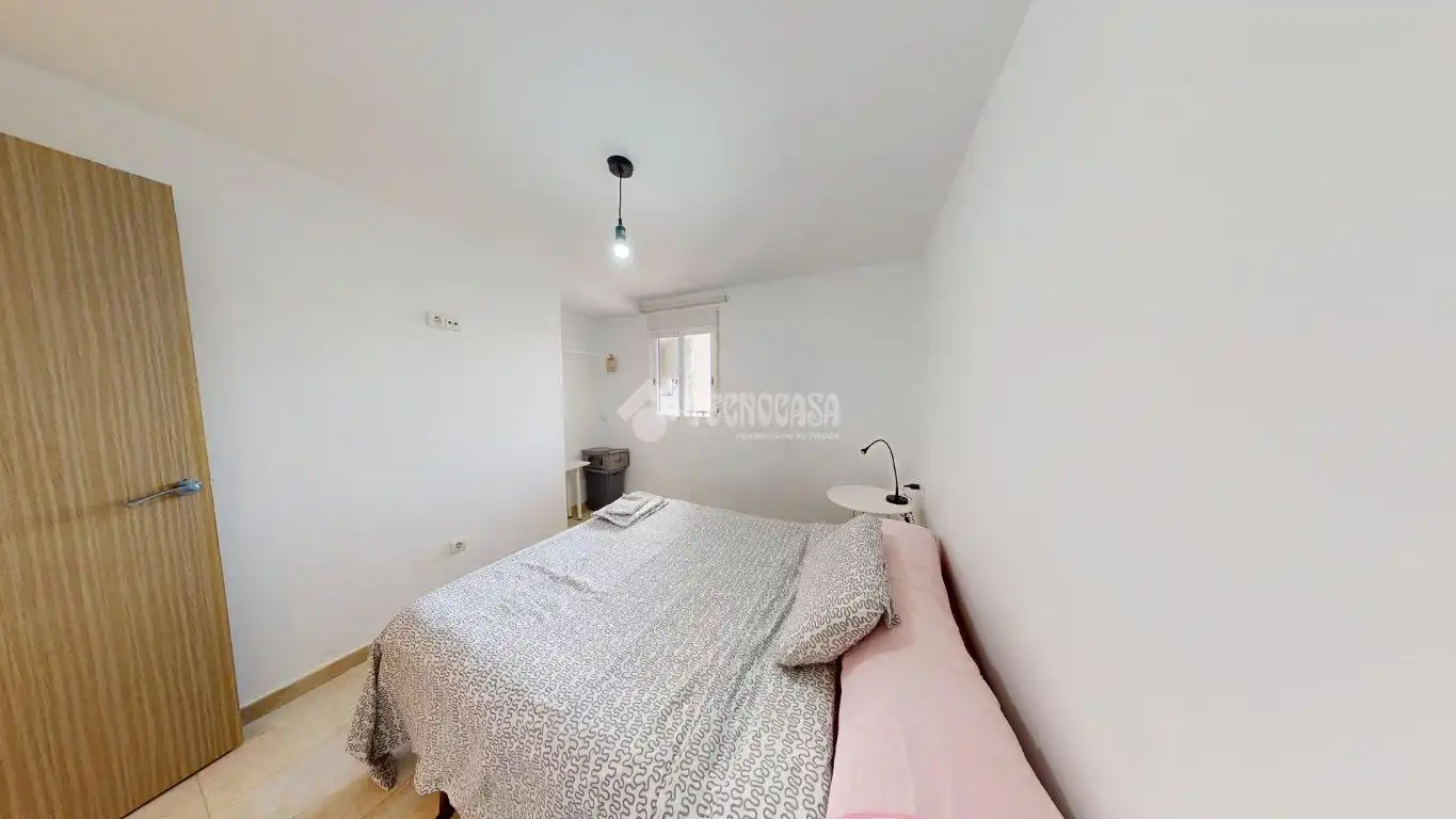 Habitación de Piso en venta en Valencia con Balcón