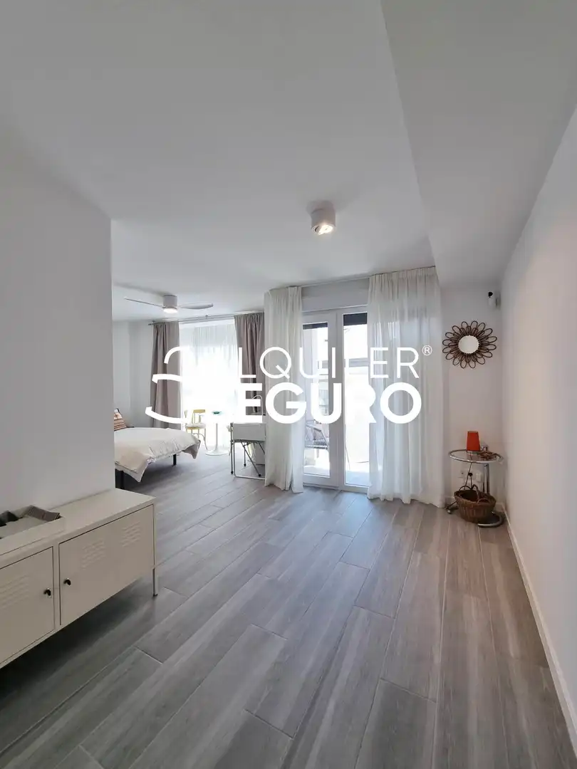Habitación de Estudio de alquiler en Galapagar con Calefacción, Terraza y Piscina