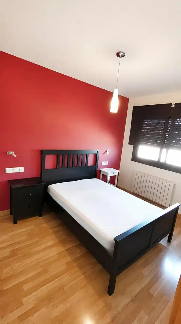 Bedroom of Flat for rent in Granada  with Air Conditioner, Heating and Private garden