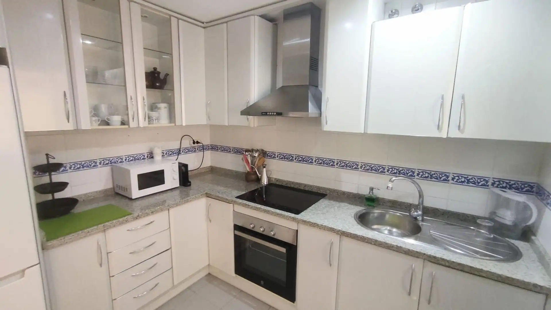 Cocina de Piso de alquiler en Málaga con Aire acondicionado, Calefacción y Amueblado