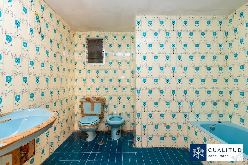 Baño de Piso en venta en Castellón de la Plana / Castelló de la Plana con Balcón