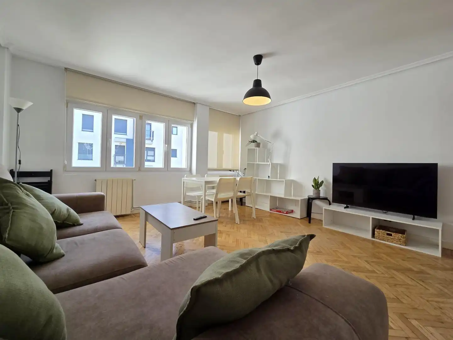 Living room of Attic for rent in Santa Cruz de Bezana  with Private garden, Parquet flooring and Terrace