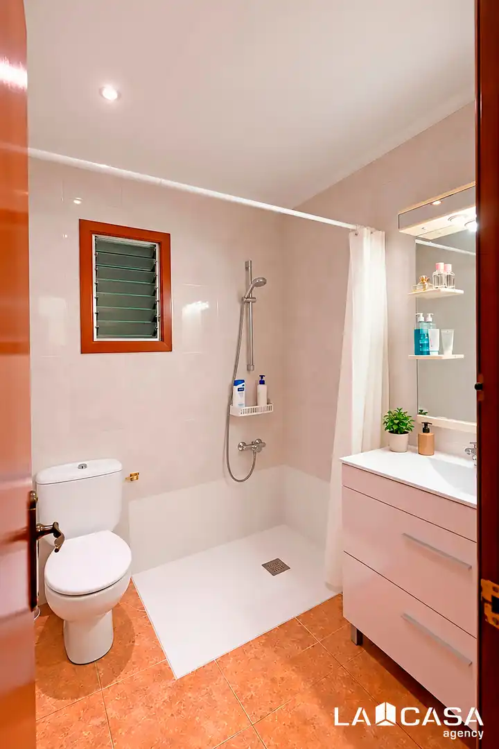 Baño de Piso en venta en Santa Eulàlia